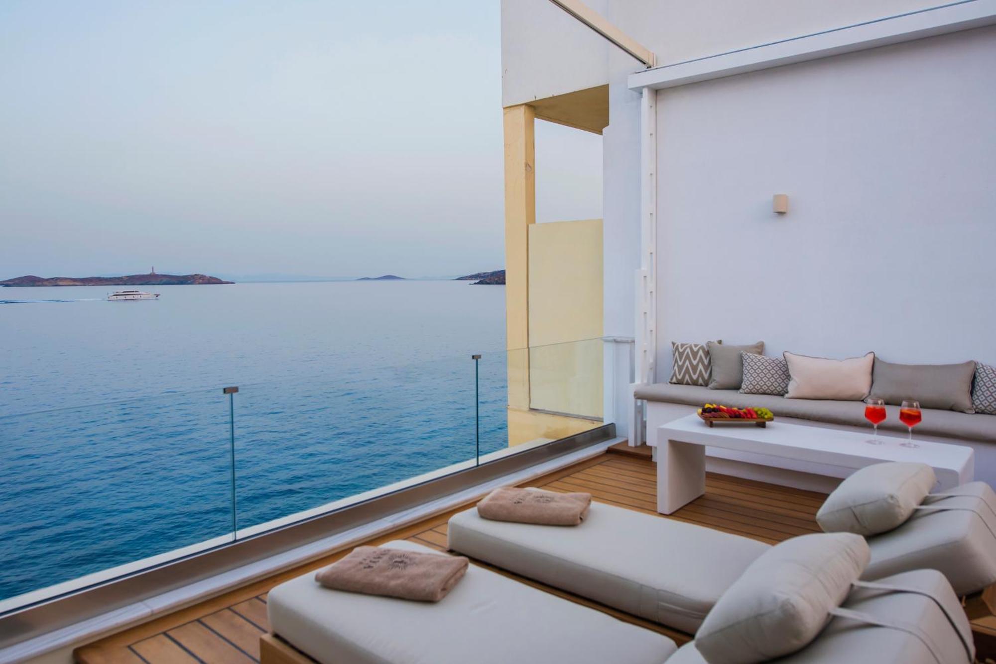 Anaya Suites 에르무폴리 외부 사진