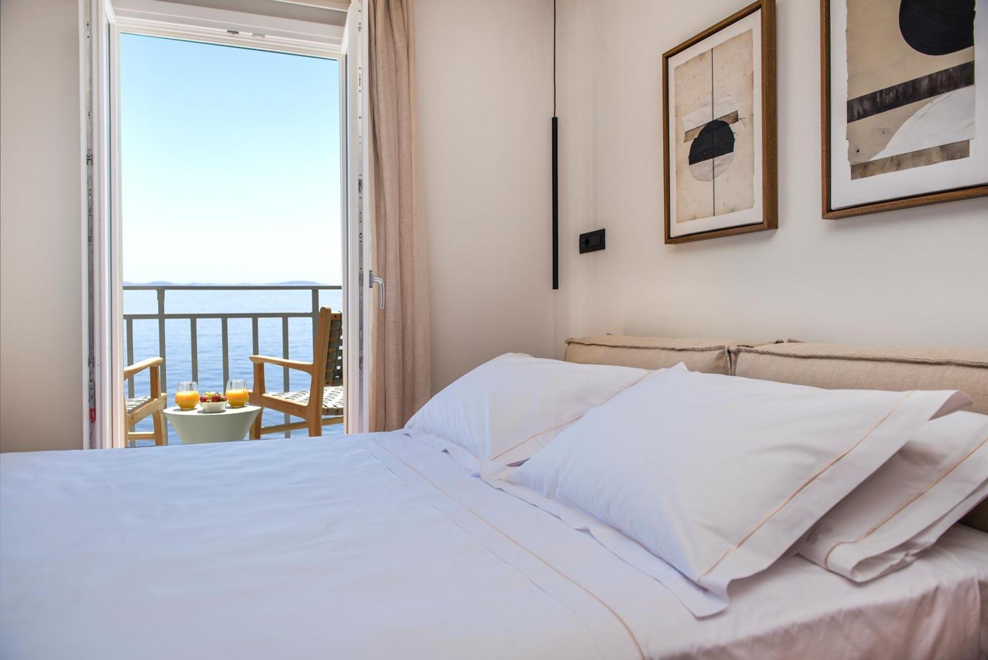 Anaya Suites 에르무폴리 외부 사진