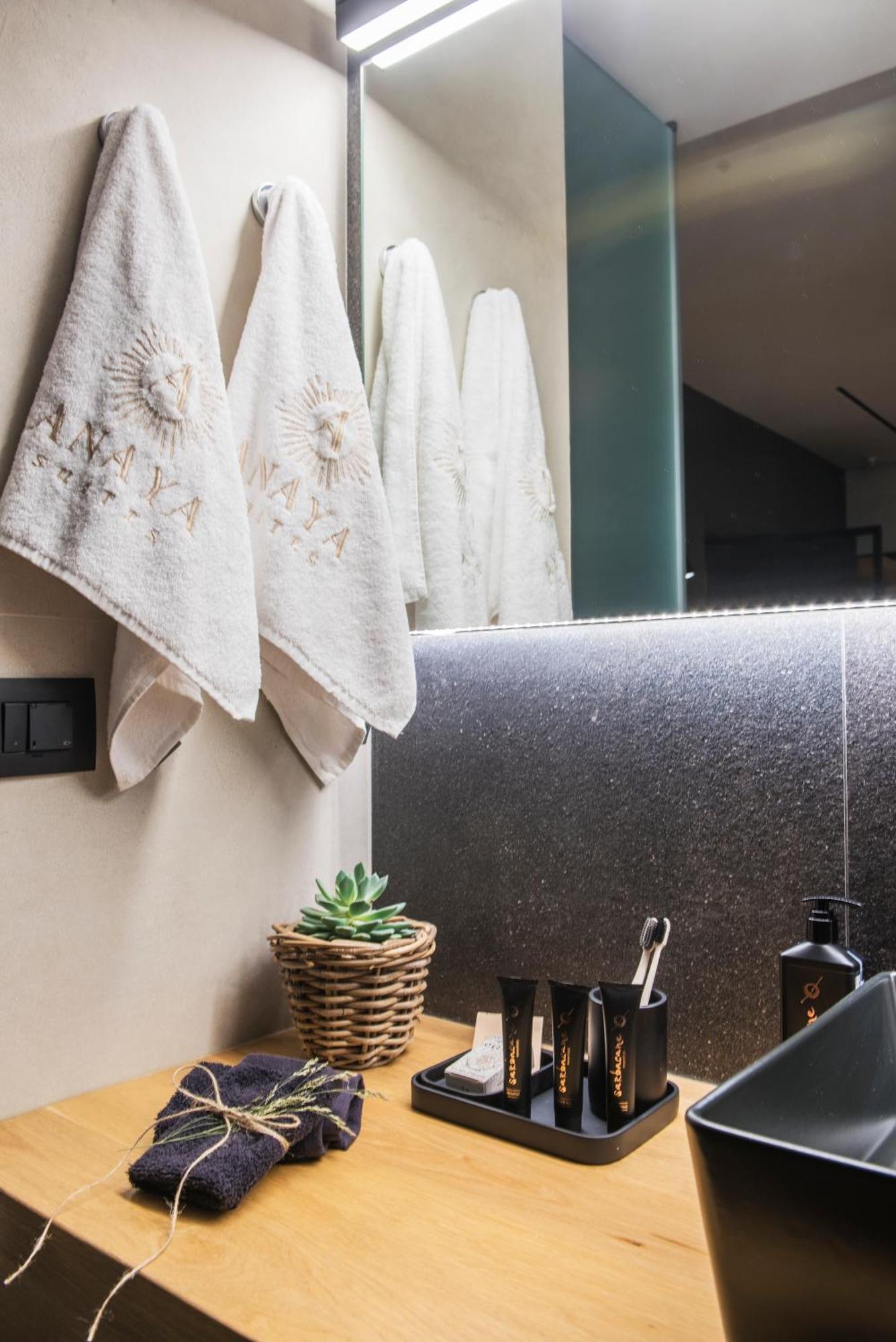 Anaya Suites 에르무폴리 외부 사진